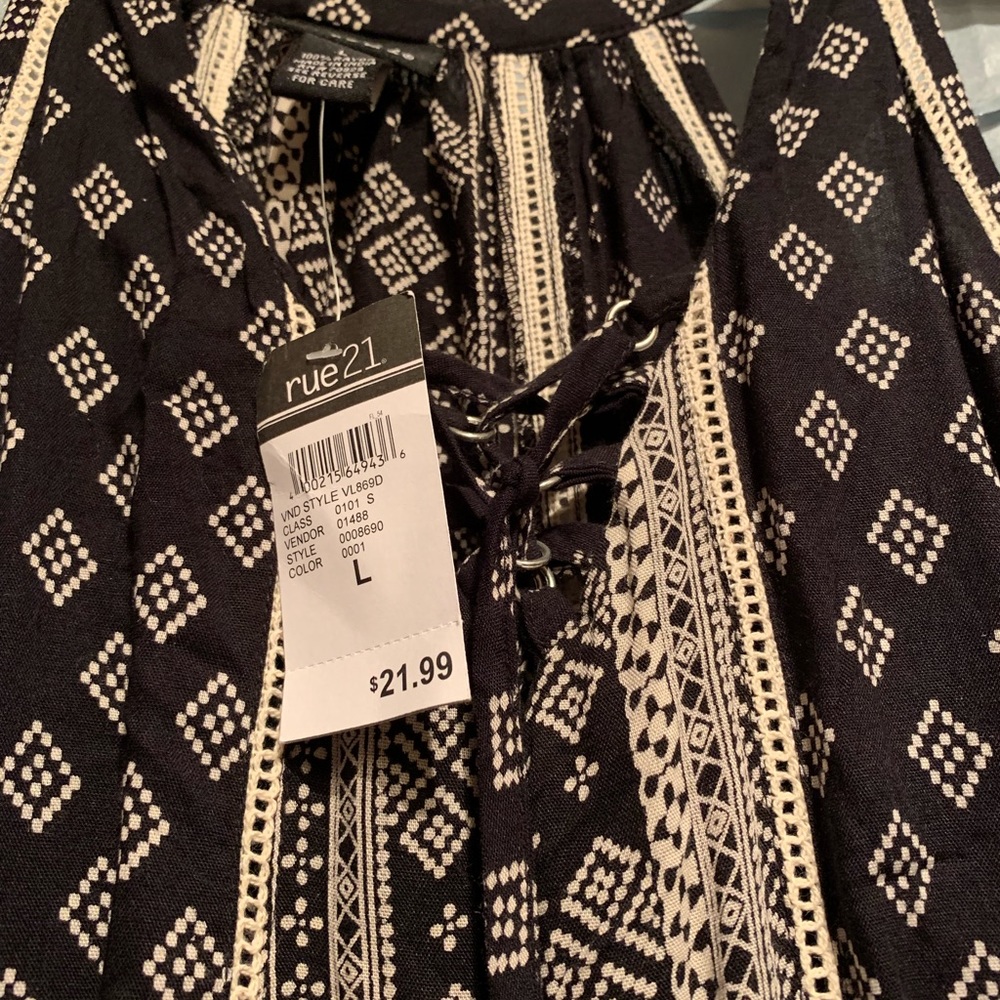 Blouse - Picture 2 of 2
